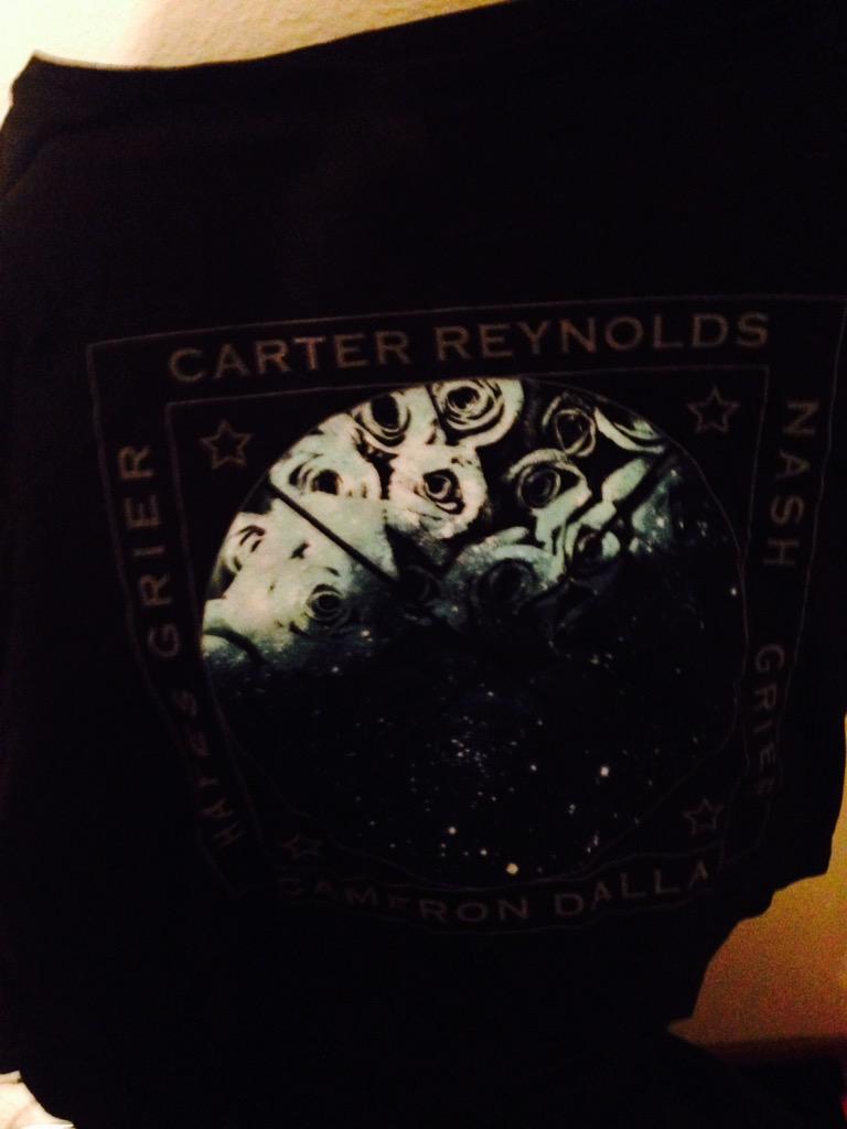 Turnt_Dollans's tweet photo. #cameronmerch @camerondallas the sweatshirts are a little bit too big.๐๐ you should have xs๐๐๐ผ http://t.co/sfh4Dak7tE