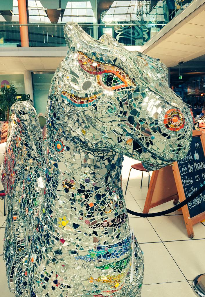 <a href="/GoGoMosaic/">GoGoMosaic</a> you even sparkle indoors!