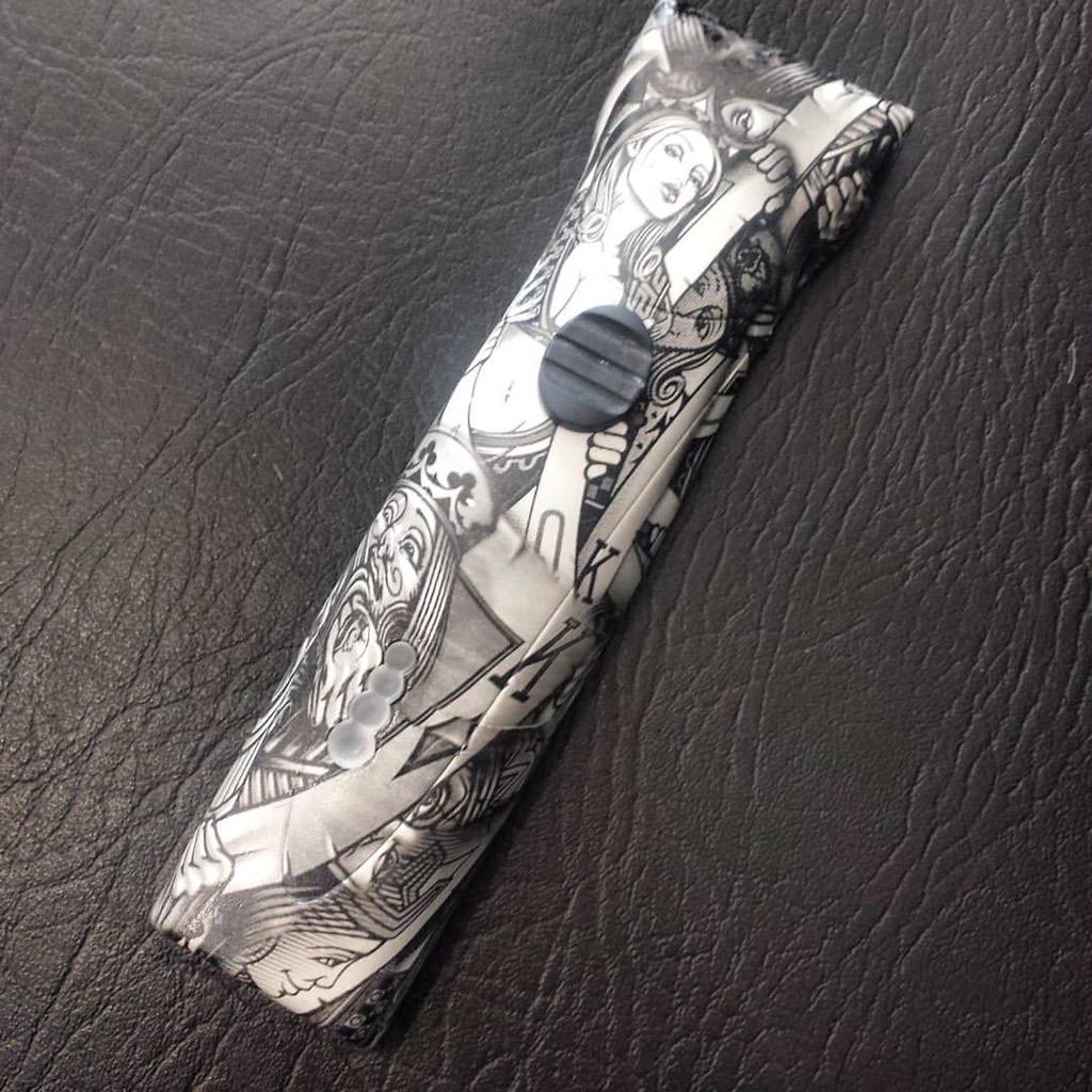 Queen of Hearts Clipper Case for Wahl Academy Collection Cordless Clippers.

IG. - Clipper.Skins

#barberlife