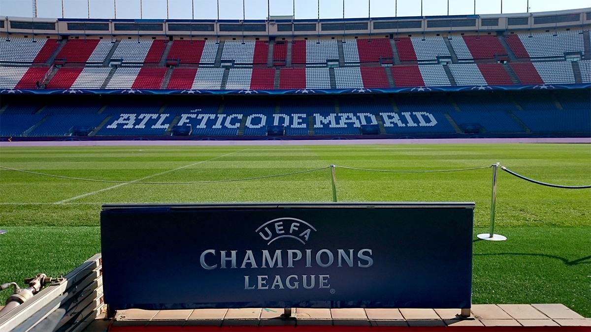 atletienglish's tweet photo. Everything’s ready at the Calderón for tonight’s match against @SL_Benfica. #GoAtleti #EagerForCalderón http://t.co/6guBcxsD9M