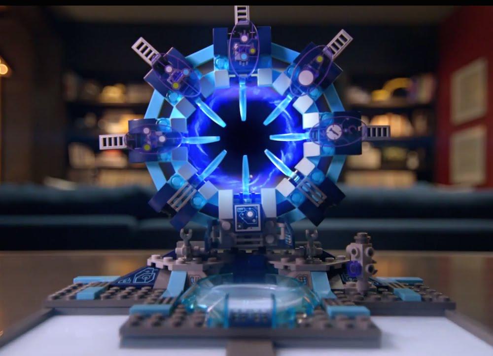 RandomCitizen7's tweet photo. Hey @LEGODimensions, did #LordVortech originate from Atlantis? They even have a portal... http://t.co/TB8HDdX4L2