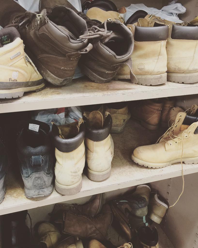 PHLschools's tweet photo. Fun fact 💡 All students are required to wear boots when on the farm #InsidePhillySchools #CTEPhilly http://t.co/UCORrfEXsu
