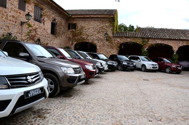 4x4Experience's tweet photo. Disponemos de una completa de vehiculos 4x4 para realizar la actividad #4x4Experience http://t.co/p4EV5kKI14