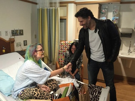 FifteenMinsPR's tweet image. FM's @JoeManganiello visited patients at @ChildrensPgh this AM - check out some photos here! bit.ly/1N1L5jx