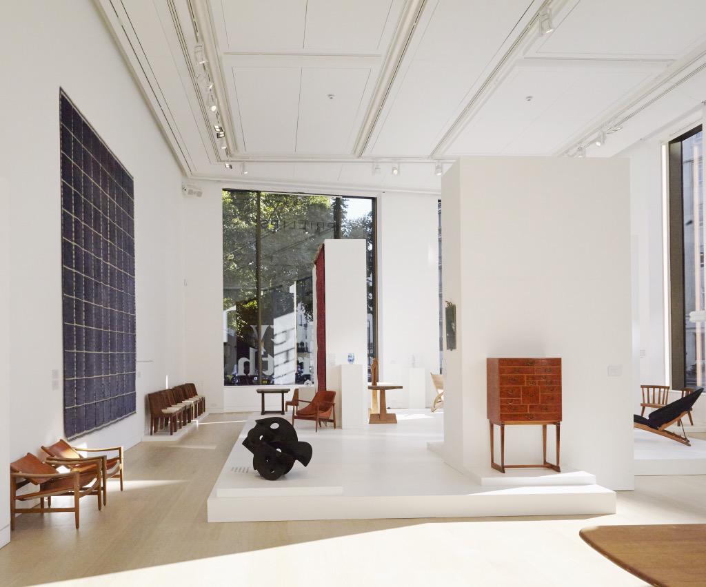 phillipsauction's tweet photo. LDN - One more day to see our #Design & #Nordic previews! #HansWegner #BarbroNilsson #JosefFrank #PederMoos #EvaHild http://t.co/o6E2uxNGPJ