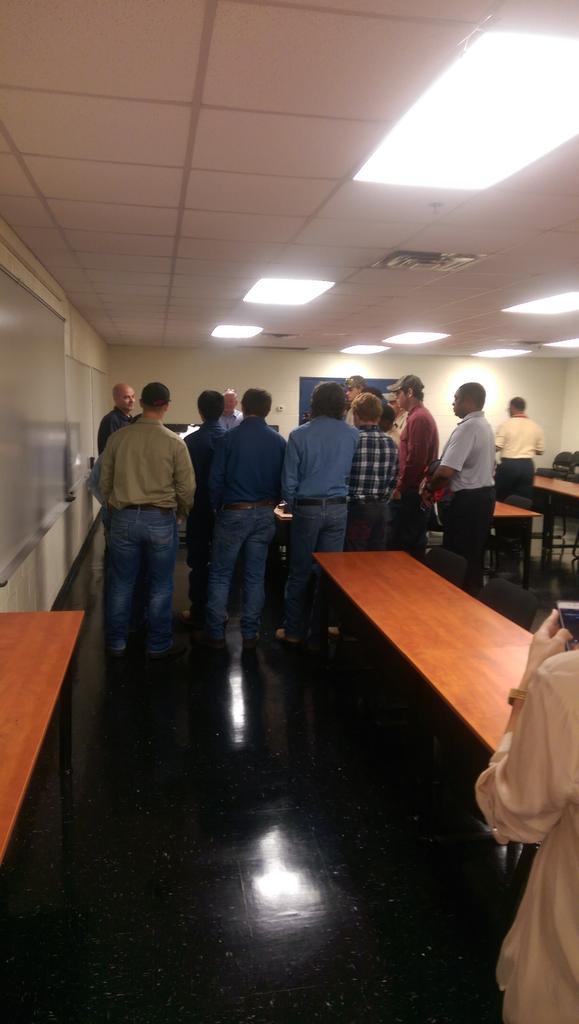 Renee Amar (@creneeamar) on Twitter photo Students from Red River HS learning about mfg jobs. Great way to help with #workforce needs. #MFGday <a href="/Libbey_Glass/">Libbey_Glass</a> Students from Red River HS learning about mfg jobs. Great way to help with #workforce needs. #MFGday <a href="/Libbey_Glass/">Libbey_Glass</a>