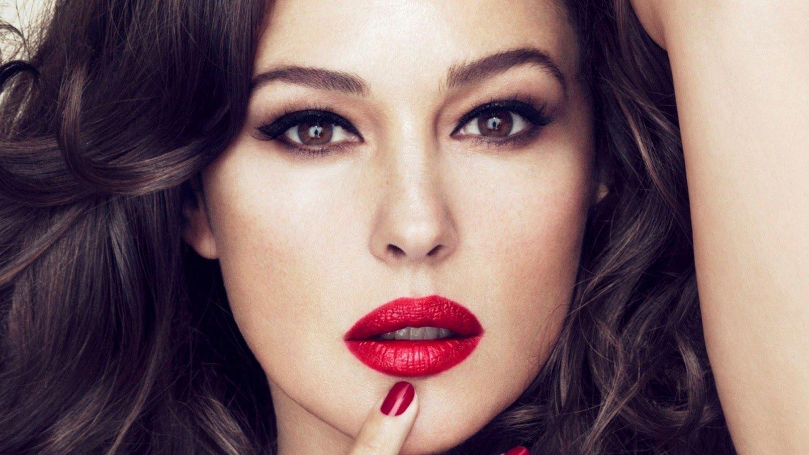 Happy Birthday to one of the most beautiful actresses to ever grace the silver screen, Monica Bellucci! All the best! 