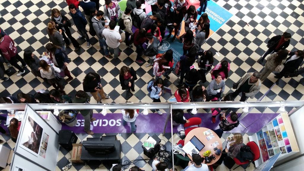 agrupRW's tweet photo. Vení a la #ExpoUniversidad2015 y acercate al stand de @PeriodismoUNLP! #ElegíPerio http://t.co/VW2AqpIY3L
