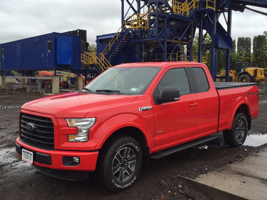 bdc_johncarr's tweet photo. @Ford New 2015 F150 on the job site. #fordtough http://t.co/xcGEfmHjvP