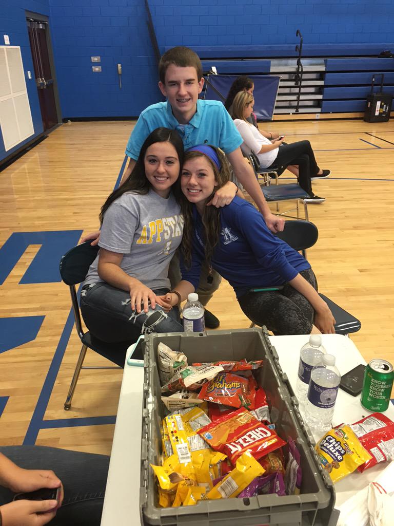 HOSA is sponsoring their semi-annual Red Cross blood drive today! #cte #hosa #TitansGiveBack