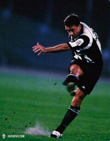 Never a dull moment when Juve get their first #UCL home game under their belts. Here's why: juve.it/SQc4K