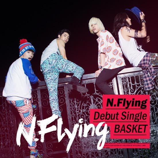 BeneathUrWings's tweet photo. วันที่ 1 ตุลาคมเป็นวันที่ NFlying เดบิวท์ที่ญี่ปุ่นครบ 2 ปี~ ช่วยกันให้กำลังใจพวกเขาต่อไปนะคะ :) #2yearswithNFlying http://t.co/kNEwBD5YmU