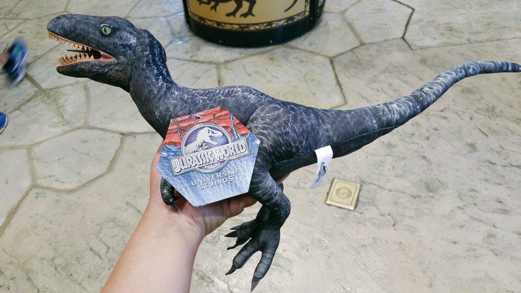 universal studios velociraptor