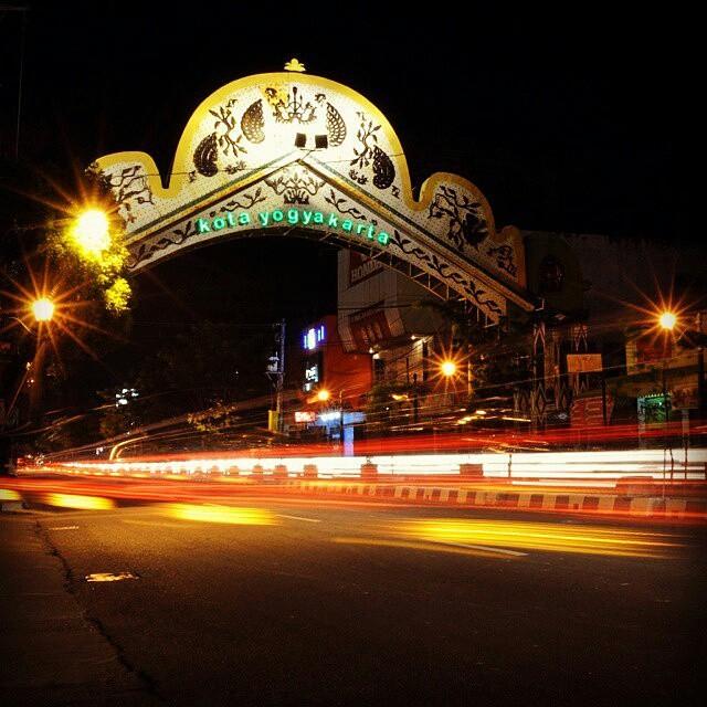 jalanbhakti's tweet photo. Selamat datang bulan Oktober. Bakal ada yg spesial bulan ini, karena tanggal 7 nanti  #HUT259jogja http://t.co/0HF1mDgiie