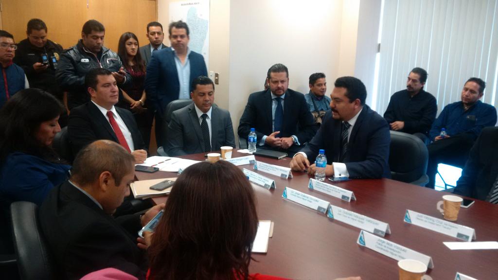 Hoy nos acompañan en Gabinete como invitado el equipo de transición en @delegacionMH