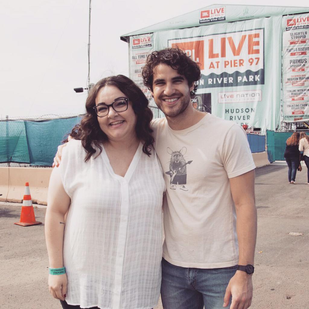 _seokcheolie's tweet photo. When @DarrenCriss makes you laugh mid photo http://t.co/JwbJZdXdNd