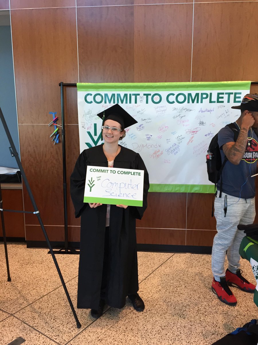 ptkaut's tweet photo. #ivytechcompletion #committocomplete #c4 #completioncorps #ivytech #ptk @PHITHETAKAPPA @IvyTechCC http://t.co/WEZeLFcw8f