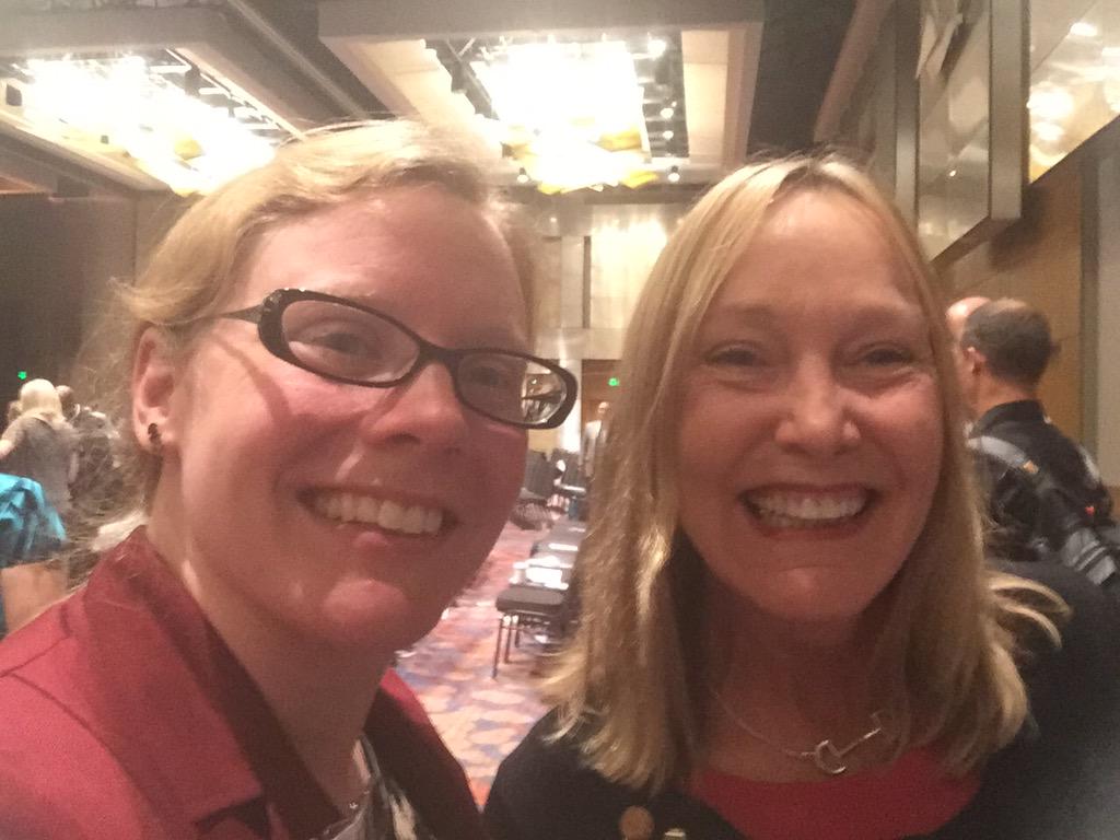 Zimmosaurus's tweet photo. #selfiebration wth #FamilyMedicine superstar &amp; past #AAFP pres Lori Heim:fantastic woman role model #AAFCOD #AAFPFMX http://t.co/Gk31ToEIJi