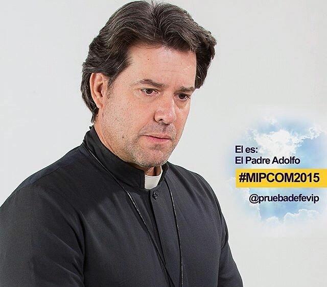 MDeLeon_Oficial's tweet photo. #CaminoACannes con @PruebaDeFeVIP. El Padre Adolfo, corroborarรก una #PruebaDeFe #MIPCOM2015 #CANNES #StandP-1.K11 http://t.co/hahh50fjWz