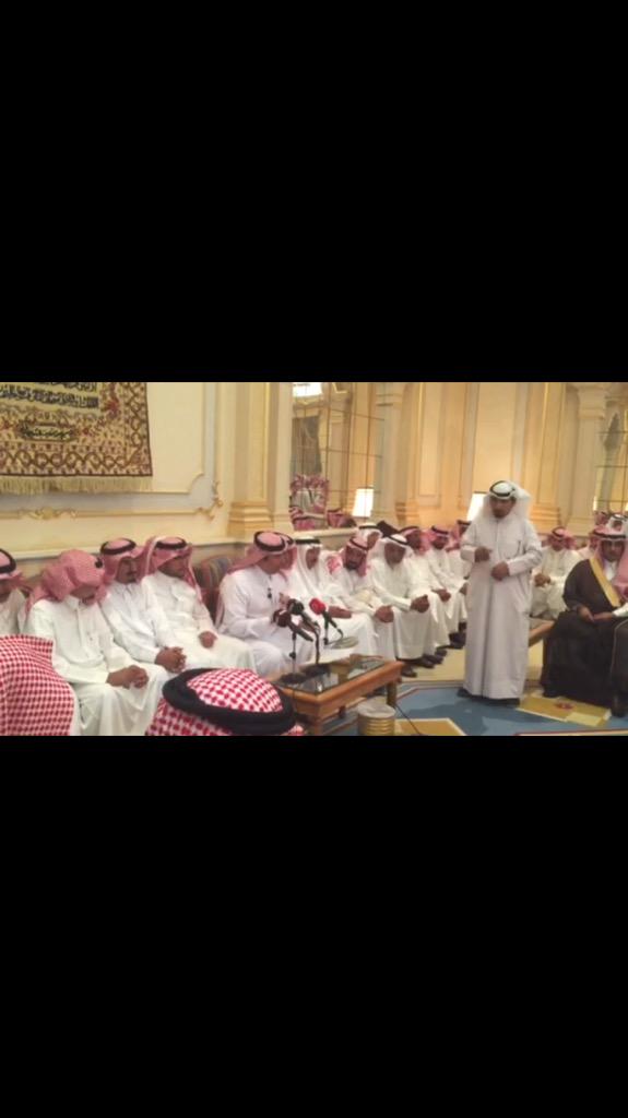 l7_l2i's tweet photo. السلام عليكم ورحمة الله وبركاتة 
زبدة الاجتماع الذي عقده الامير سلطان بن سعود 
بخصوص مزاين الرياض http://t.co/y2jmY46zZi