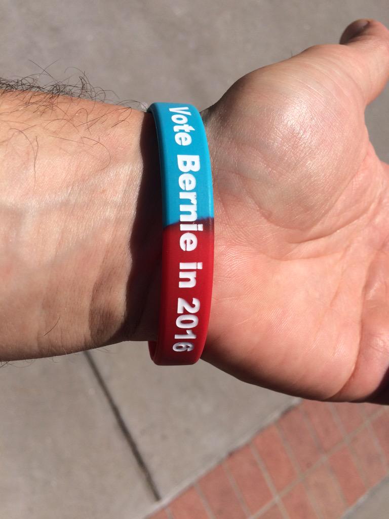 artmrktpreview's tweet photo. @belindaofficial I thought you might like one of these given your support of #BernieSanders http://t.co/96FvrvwDqz http://t.co/VpywuBjbBV