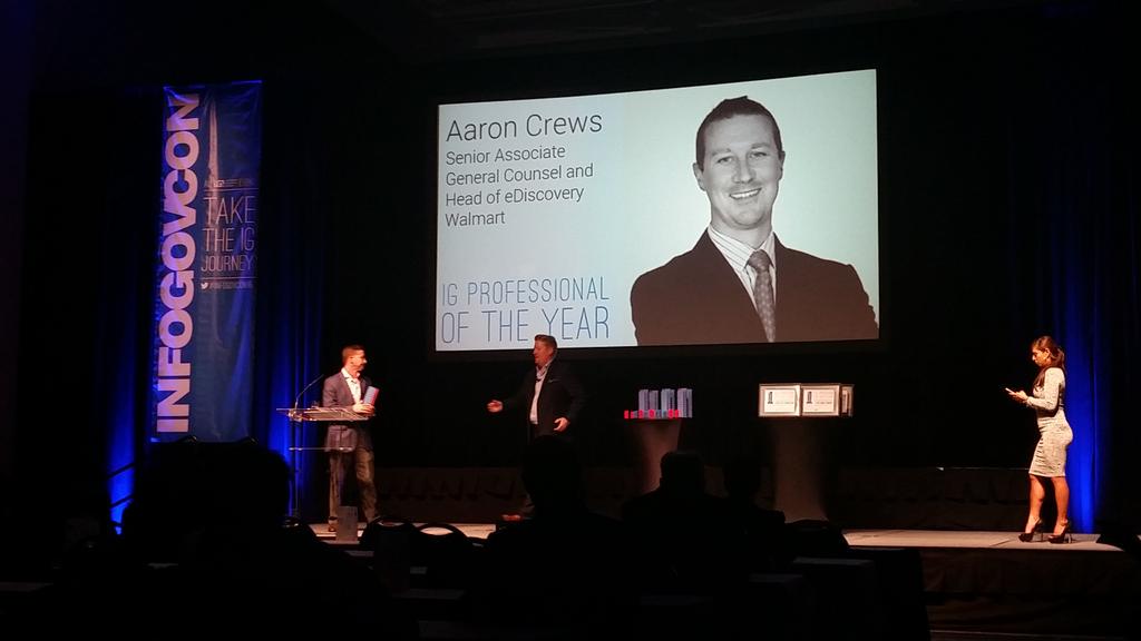 #infogov celebrity! Well deserved award for <a href="/ESIESQ/">Aaron Crews</a> congrats! <a href="/IGInitiative/">IG Initiative</a>