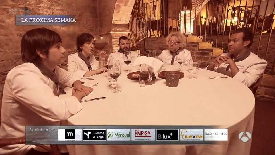 TopChefA3's tweet photo. Y la próxima semana... ¡Guerra de restaurantes! Gracias por acompañarnos en #TopChef4 #TopTxef @albertochicote http://t.co/GaK7Ra5dKx