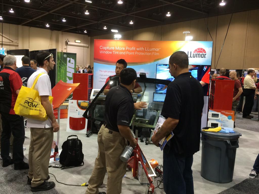 llumarfilms's tweet photo. The LLumar team in action. Drawing a crowd showcasing new self-healing PPF and CTX tint. #WFCT2015 #tintoff http://t.co/IrqRds6ixk
