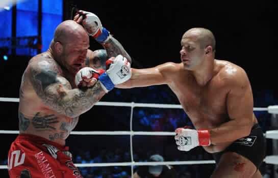audilvrs7's tweet photo. Love that right hand and love my #Fedor! #FedorIsBack #GOAT #mma http://t.co/IiqOrCMyQA