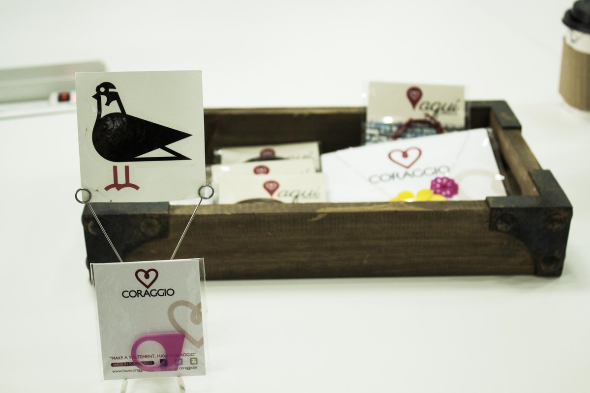 piloto151's tweet photo. Hoy tuvimos la oportunidad de escuchar a @CoraggioPR en nuestra 3era #EdiciónModa #1MillionCupsPR #PilotoLabs http://t.co/GMP8VWaGmD
