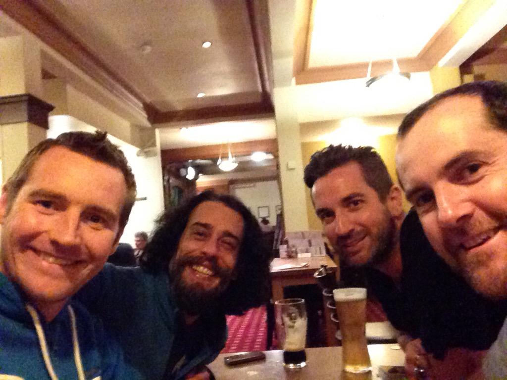 PaulTraill's tweet photo. Nice few beers in West Kirby with @AngryAirworthy @SirHolas @antomillar http://t.co/nWVjCDzgkX