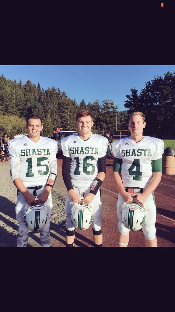 timsterrrrrr's tweet photo. Love these guys. It's an honor to go to work everyday with them. Let's keep striving for greatness 🏈 #SCQBs http://t.co/imc1zULfOd