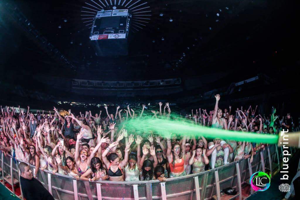 __Maria_Camila's tweet photo. This was like 2 weeks ago but I'm still having major withdrawals can't wait for bp18 #licvan http://t.co/zDoP7yPt0m