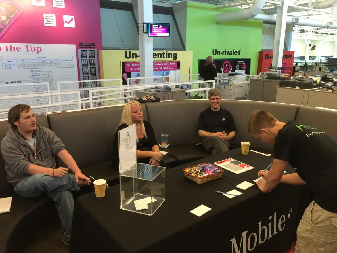 WegerJohn's tweet photo. T-Voice table day in Salem #thecustomeriswhy @CallieField1 http://t.co/X1qaALQlOo