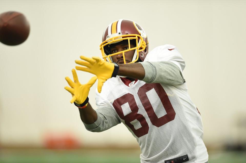 Commanders's tweet photo. #PHIvsWAS practice week in full swing as Redskins get ready to #BeatPhilly.

📷: http://t.co/xPJ9al2xbg http://t.co/8lhzevPoaH