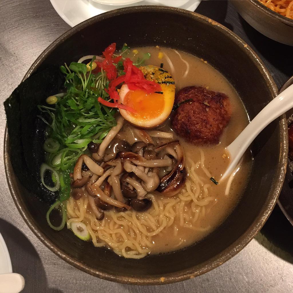 Luxury_Journal's tweet photo. Chuka 📍 Madrid

https://t.co/hHmvOdA2hJ
@ChukaRamenBar http://t.co/IjF0fkk2IQ
