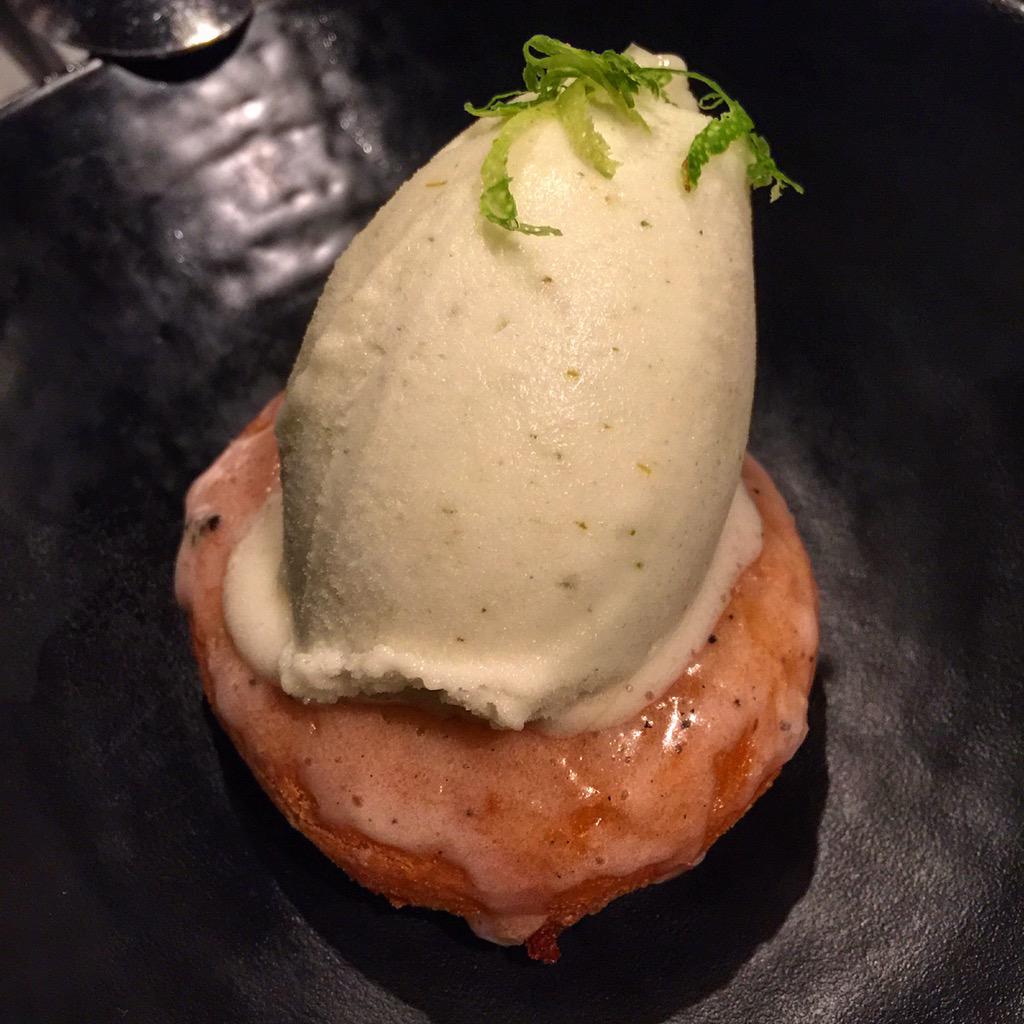 Luxury_Journal's tweet photo. Chuka 📍 Madrid

https://t.co/hHmvOdA2hJ
@ChukaRamenBar http://t.co/IjF0fkk2IQ