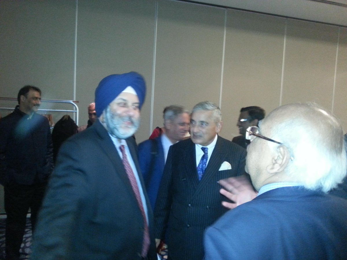 EUindiachamber's tweet photo. Our special thanks to Minister-President of Govt. of Flanders Mr. Geert Bourgeois for hosting Cocktail #TIPS2015 http://t.co/81dp2uK7xB