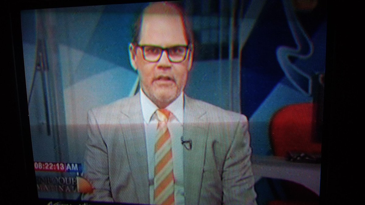 Foromicrord's tweet photo. En @Foromicrord uno de los temas abordados fue los nichos de mercado: @Frank_Abate en #Enfoquematinal, @CDNRadio . http://t.co/hzXD6cuK3b