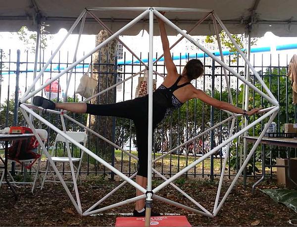 daniela_bertol's tweet photo. The #MovementInfrastructure at #MakerFaire #moving and practicing #yoga in the #LabanIcosahedron http://t.co/rgndoszhiR