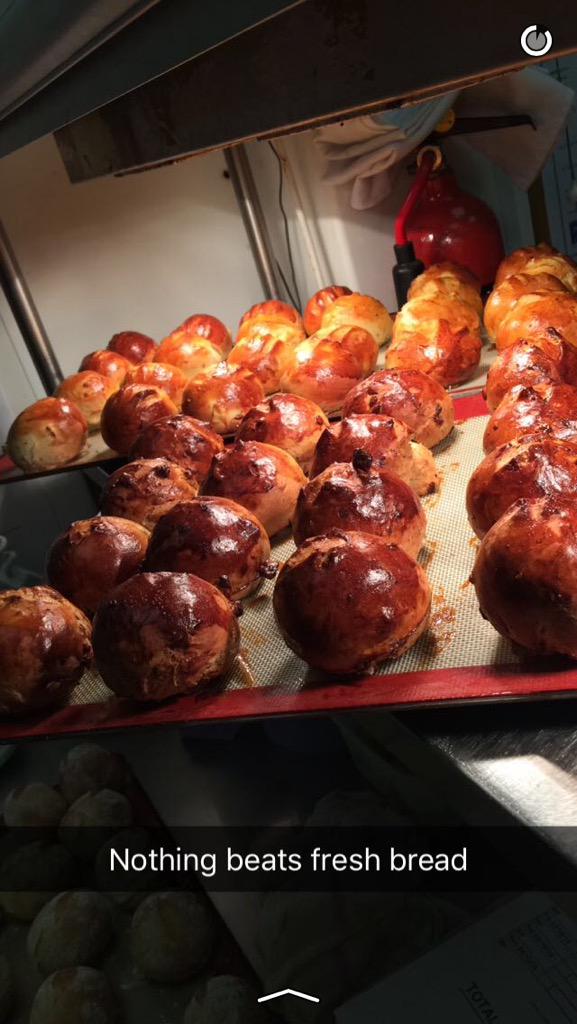 GaryBeggs3's tweet photo. Nothing beats fresh breads #pearlballyholme #bread @ChefWBridges @PearlChefGB http://t.co/NIZEWhQaWY