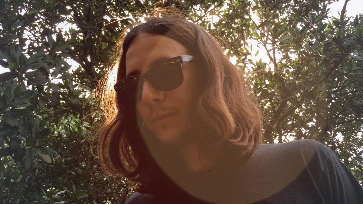 robin_fear's tweet photo. 12 hours left of my campaign on @indiegogo http://t.co/3cbWLY6jfM! Support #indieartist #album #crowdfunding #music http://t.co/FkuX0VsXRH