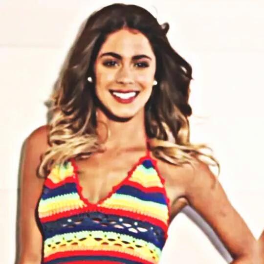 countlesslodo's tweet photo. Tu sonrisa llena mi mundo de luz y alegria @TiniStoessel http://t.co/DPsB0caopq