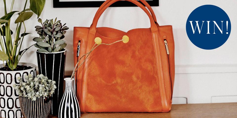 Bodenclothing's tweet photo. A bright idea. Fancy having one of your own? RT for a chance to #WIN any Boden bag. #MidweekTreat http://t.co/tWWvauLWRL