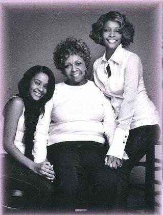 Happy 82nd birthday Cissy Houston! 