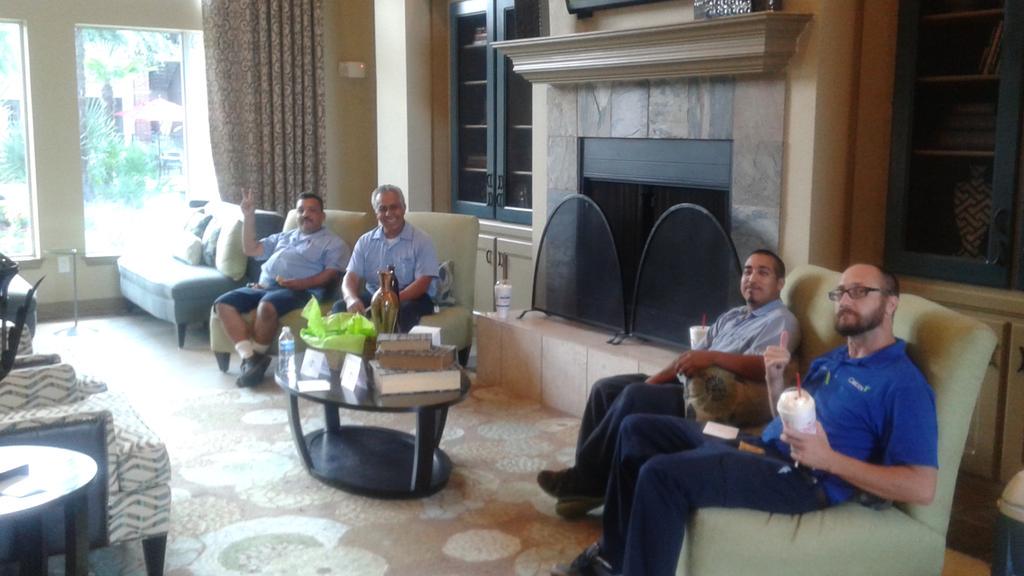 RuthieDeluna's tweet photo. Getting ready for maintenance afternoon appreciation #DrocHappy thank you for all you do! http://t.co/ds88l3XyDZ
