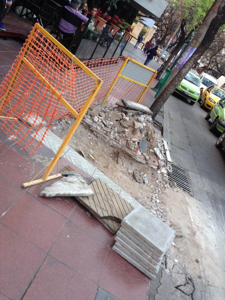Stefimayer's tweet photo. . @MuniCba continúa con el arreglo d rampas en varios puntos del centro #CiudadInclusiva http://t.co/FoPOElXWcx