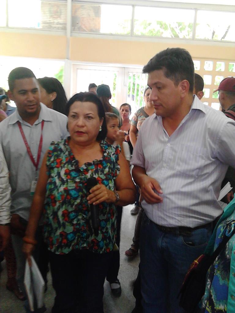 Chegregorio_mir's tweet photo. #AClasesConAlegria niños/as felices UEE Jabillito reinauguración que garantiza Inclusión Social @rodulfohumberto http://t.co/aqNlxLqd4W