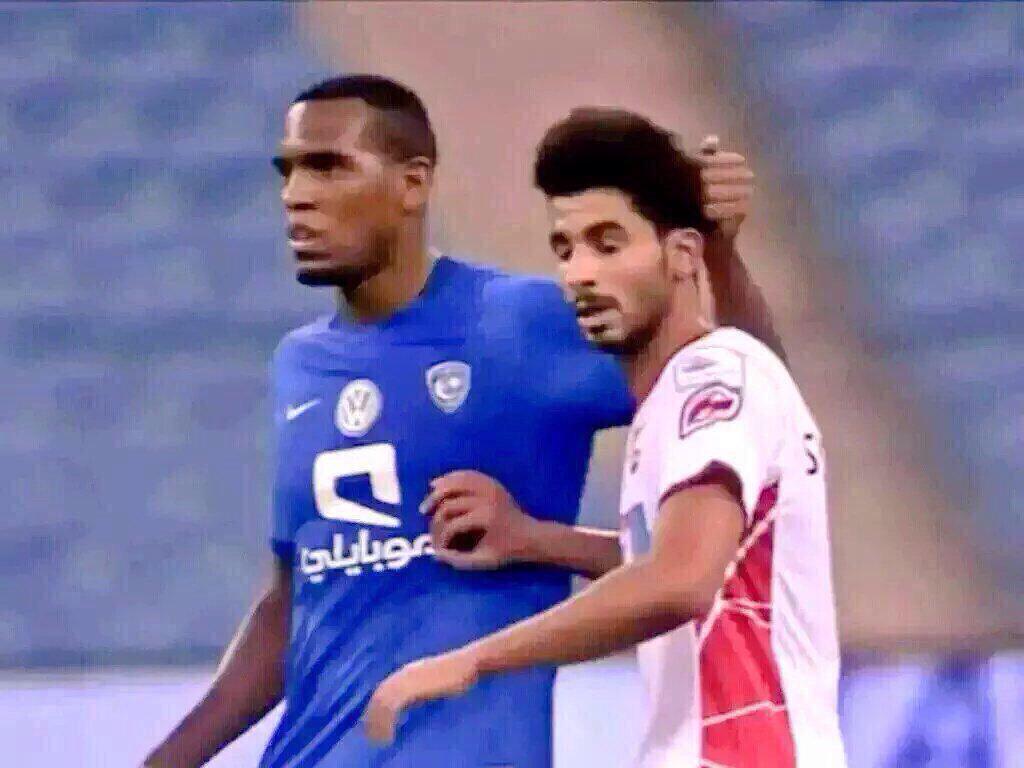 majed_alshibani's tweet photo. سلوك ديقاو وحشي ومشين
سلوك حسين يجسد الروح الرياضية

ظلم الهلال هو العدالة التي ينشدها الجميع ! http://t.co/Qccd91wdQC