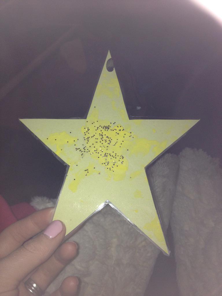 babblingmum's tweet photo. Star from a star #nursery #artwork #crafts #mummyart http://t.co/CtvABHJLxO